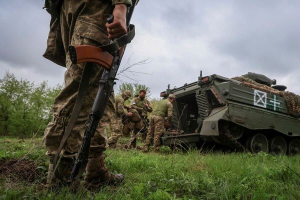 Пленный: пьяные солдаты ВСУ на Пасху расстреляли двух офицеров