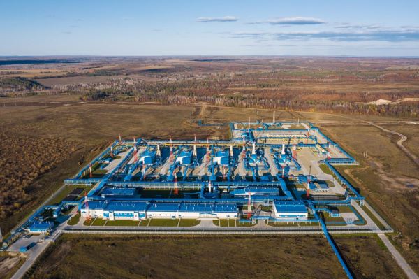 «Газпром» нарастил поставки газа в Китай по «Силе Сибири» более чем на треть